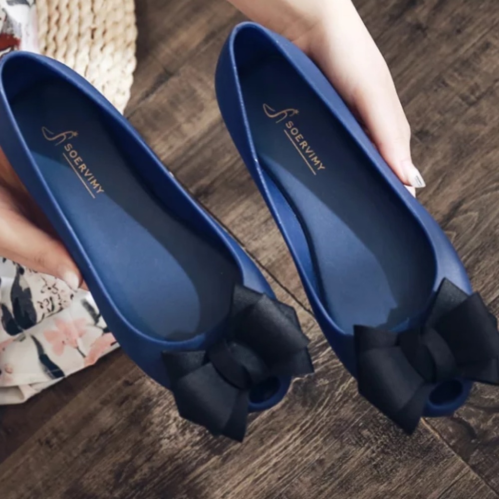 Cute summer flats